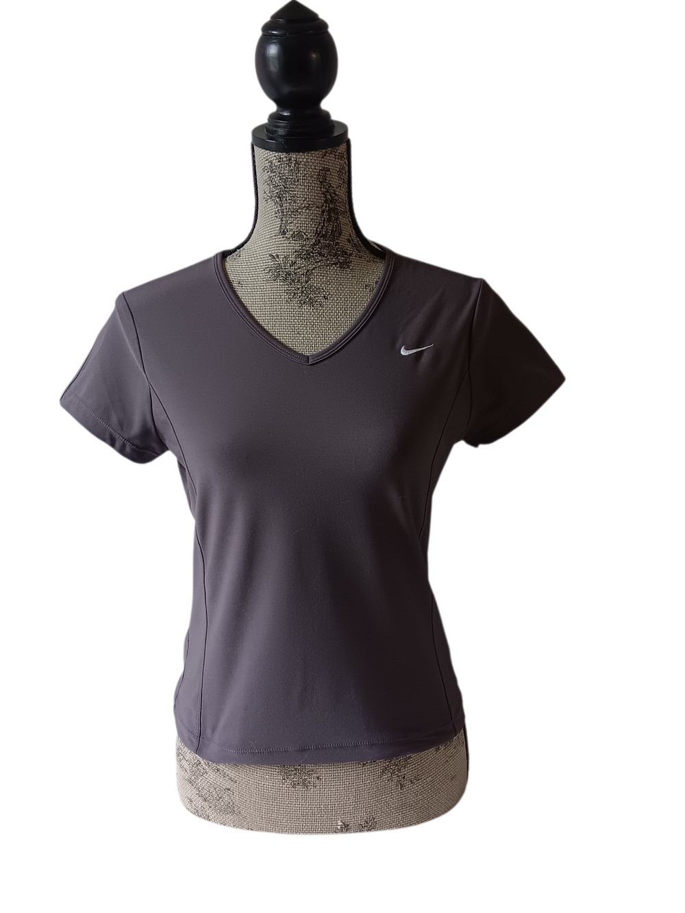 Nike Dri-Fit women's gray activewear short-sleeve top size M (8-10)